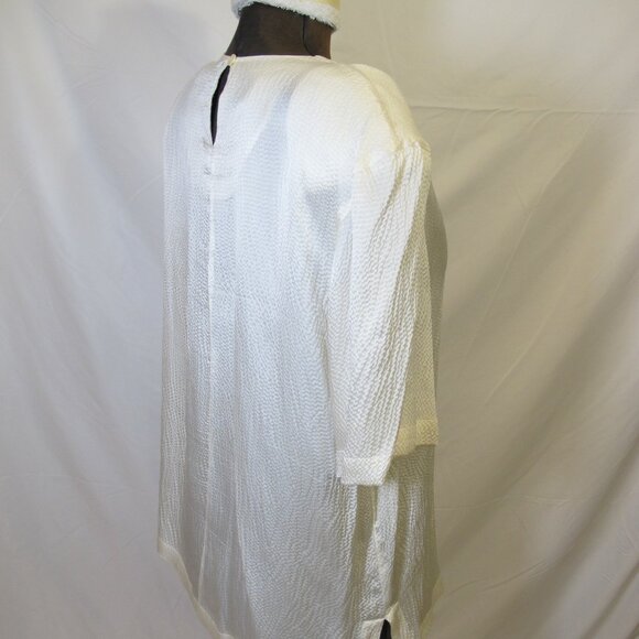 August Silk winter white textured silk blouse  L - Picture 4 of 6